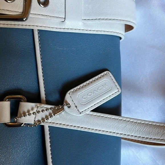 EUC Coach Hampton vintage Bag,Blue & White Leather W/Coach dust bag - Picture 10 of 14
